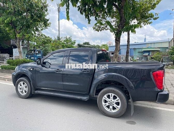 Bán xe Nissan Navara EL Dầu Số tự động Đen