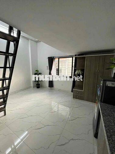 PHÒNG TRỌ CÓ GÁC SINH VIÊN GIÁ RẺ , CỬA SỔ TRỜI NGAY ÂU CƠ
