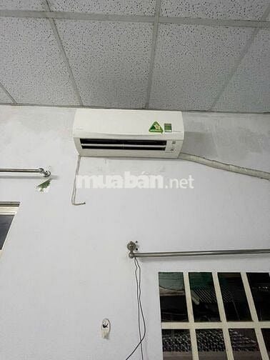 Nhà 1 lầu đúc, 5m x 20m, 2PN (có máy lạnh), 2WC, hẻm 2.5m Hậu Giang