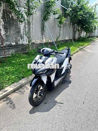 Honda Vario 125cc 2026 Đen trắng 2400km