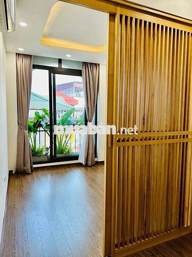 Nhà Đẹp Full Nội Thất Cự Khối-3PN,Ô Tô Đỗ Cửa-Chỉ 8,5Tr,Cách AEON 5P