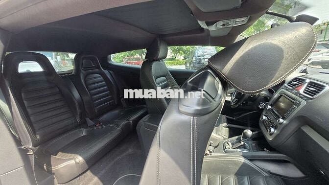 Volkswagen Scirocco 2011 Trắng Tự động 4 chỗ