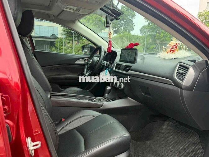Mazda Mazda3 2017 Đỏ Tự động filip