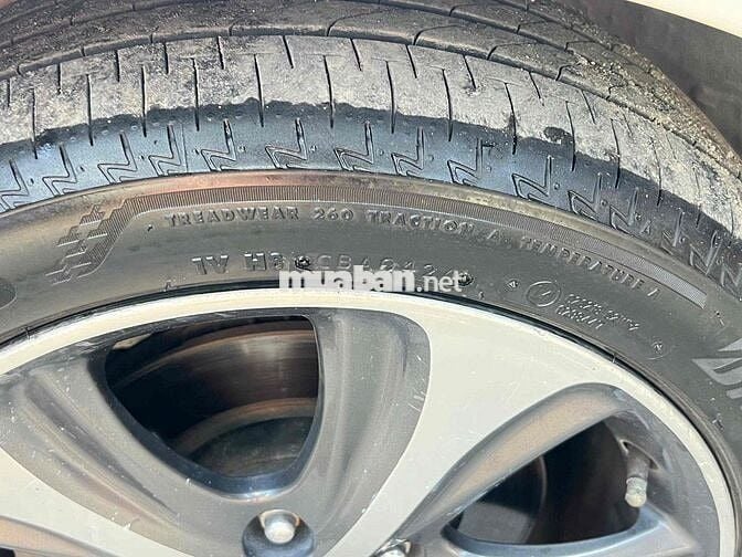 KIA Rondo 2016 GAT đi 70.000 km xe gia đình dùng