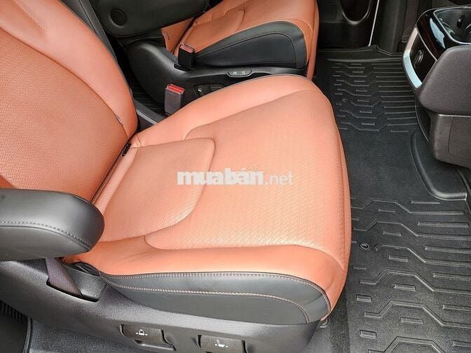 Kia Carnival Signature 2.2D 2024 - 1 Tỷ 260 Triệu