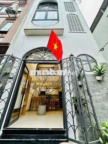 Nhà Đẹp Full Nội Thất Cự Khối-3PN,Ô Tô Đỗ Cửa-Chỉ 8,5Tr,Cách AEON 5P