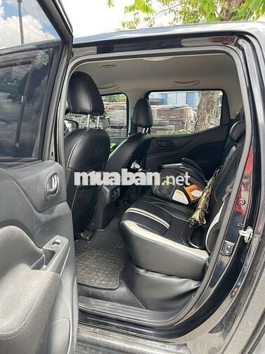Bán xe Nissan Navara EL Dầu Số tự động Đen