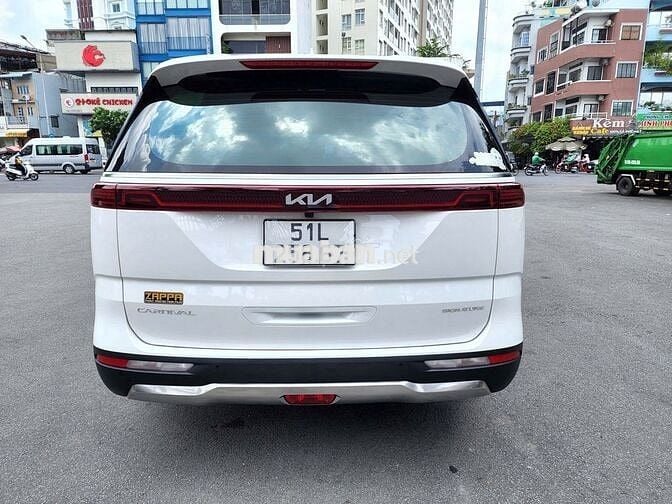 Kia Carnival Signature 2.2D 2024 - 1 Tỷ 260 Triệu