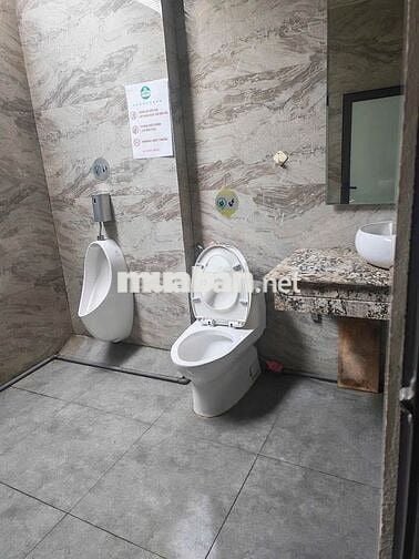 Cho thuê mặt bằng kinh doanh Việt hưng, 100m x 4 tầng, thang máy