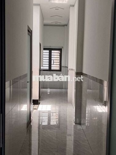 cho thuê nhà lầu trệt thân xe hơi tại Bình chuẩn Thuận An BD gồm 3pn