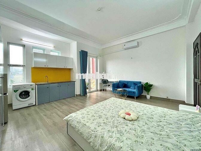 STUDIO 30m2 CỬA SỔ BAN CÔNG THOÁNG NGAY ĐẠI HỌC KINH TẾ UEH CƠ SỞ C