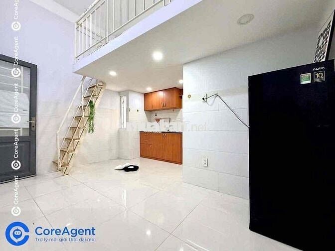 DUPLEX GÁC CAO 2M CÓ MÁY LẠNH - THANG MÁY - CẠNH ĐH VĂN HIẾN