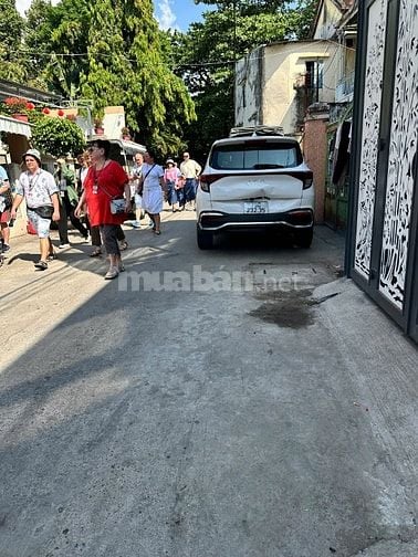 Cần bán nhà nở hậu 100m2 , hẻm ôtô giữa TTTP Nha Trang