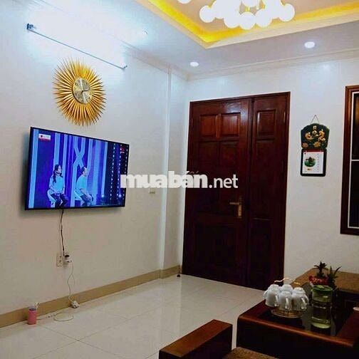 🌟 SIÊU HIẾM! Nhà 5 tầng 3PN Nguyễn Văn Cừ  -Vào Ở Ngay Chỉ 9 Triệu