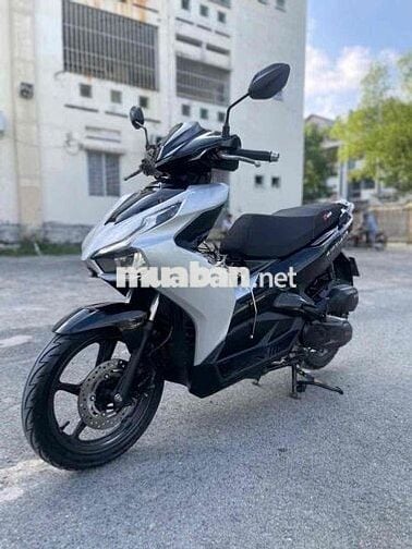 Air Blade 2021 Bạc Đen 9 chủ , xe còn rất đẹp