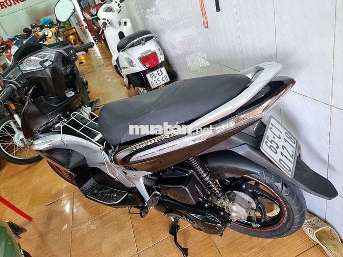 Honda Air Blade Đen bạc Xăng