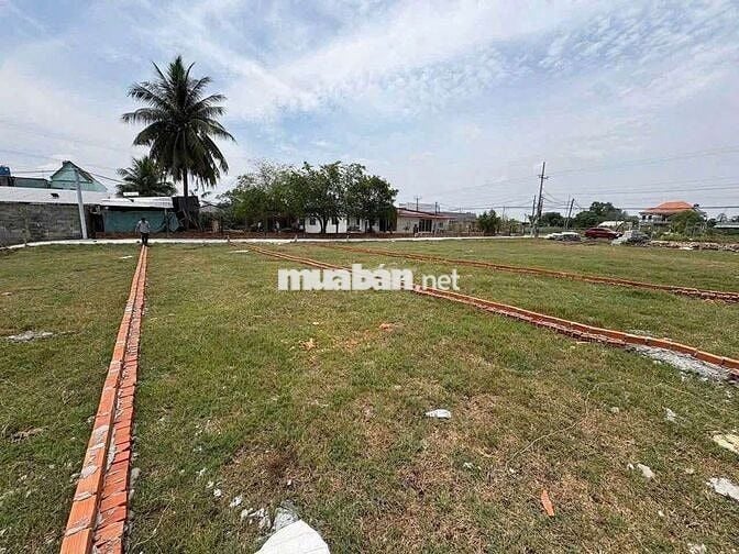 Cần Bán lô đất giá rẻ Cầu Tràm 