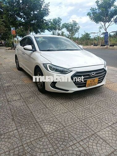 Hyundai Elantra 2017 Số sàn Trắng