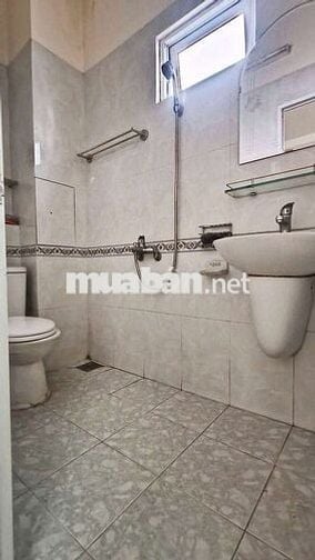 Nhà Hẻm Xe Hơi 4x17 3lầu 4pn 5wc Sân Thượng 