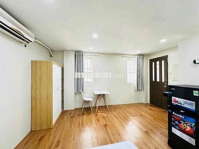 STUDIO CỬA SỔ THANG MÁY NGAY LÊ THỊ RIÊNG KHU BẮC HẢI QUẬN 10