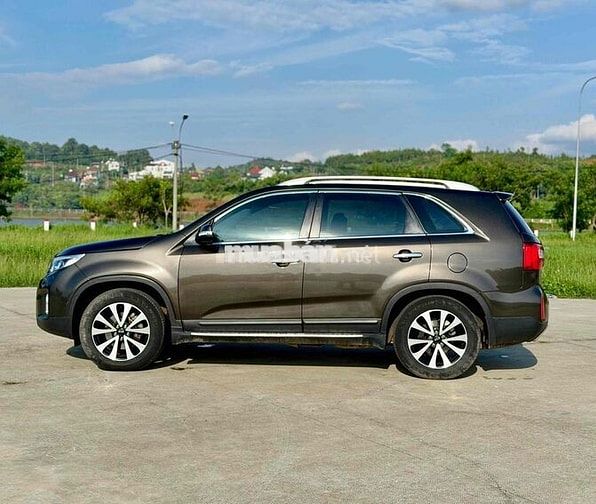 Kia Sorento 2016 full xăng