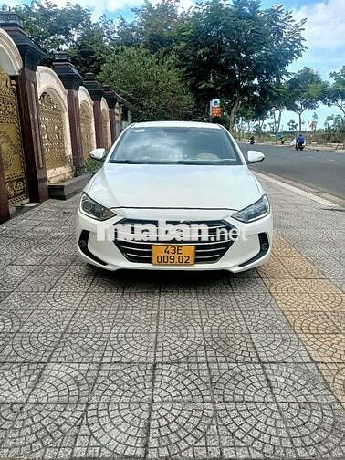 Hyundai Elantra 2017 Số sàn Trắng