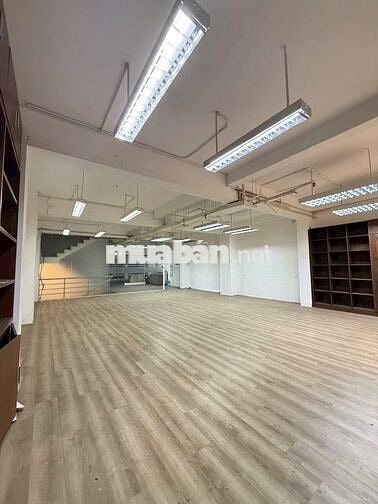 SÀN SD HƠN 160M2 - NGANG 8M - GẦN VẠN HẠNH MALL - 768 SƯ VẠN HẠNH, Q10