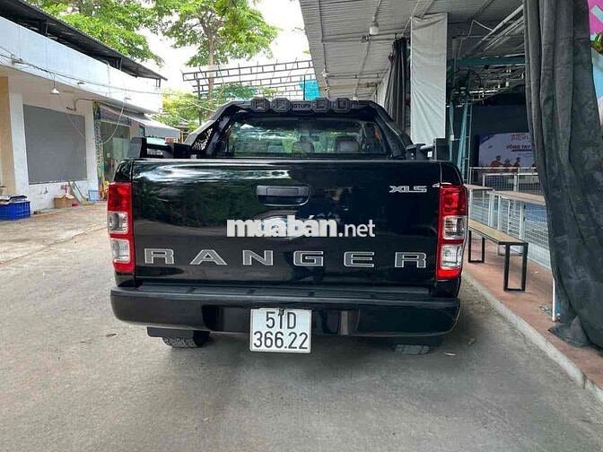 Ford Ranger XLS 2019 Tự động Đen