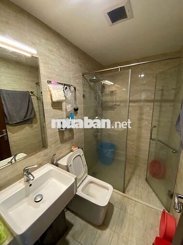 Nhanh! CC Lê Văn Lương, 64m2, 2PN, view thoáng, có slot ô tô, ở ngay