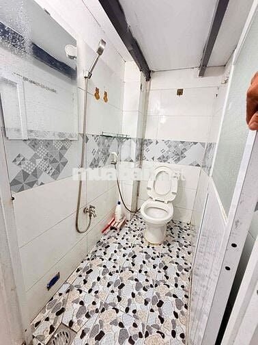 Phòng có gác 16m2 cửa sổ thoáng Tô Ký