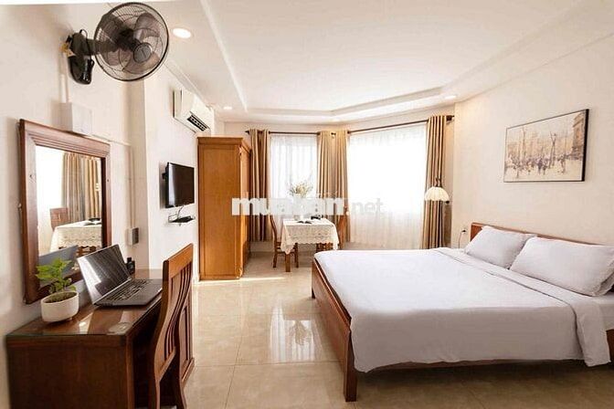 Căn Hộ Cửa Sổ Thoáng Mát Gần Đại Học Bách Khoa Quận 10 Giáp Quận 1
