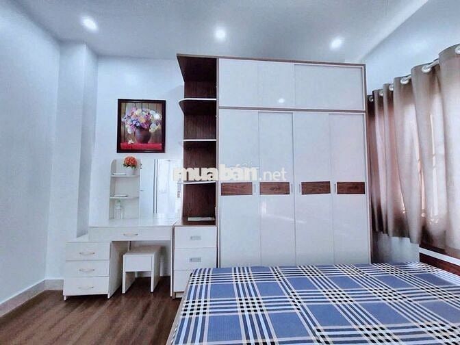 Cho thuê CCMN KHƯƠNG ĐÌNH dt50m2N giá 6 triệu/ tháng