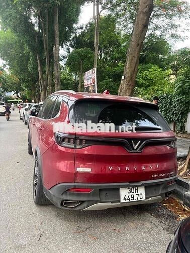 Vinfast Lux SA 2.0 Premium Đỏ 6.2 vạn