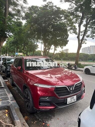 Vinfast Lux SA 2.0 Premium Đỏ 6.2 vạn