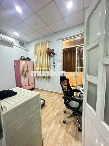 nhà mới 2pn 2wc dt 5x12m trệt lầu gần trường nguyễn trung trực 