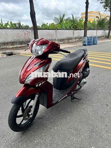 Honda Vision 2013 màu Đỏ