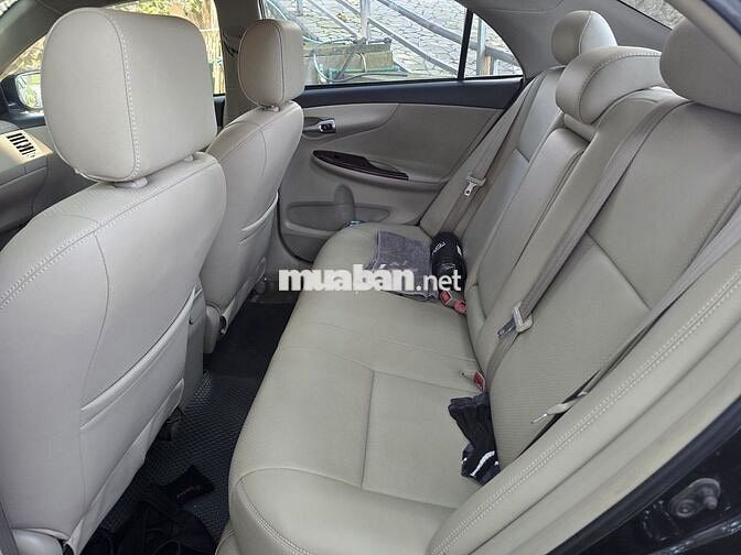Toyota Altis 2012 Tự động Đen