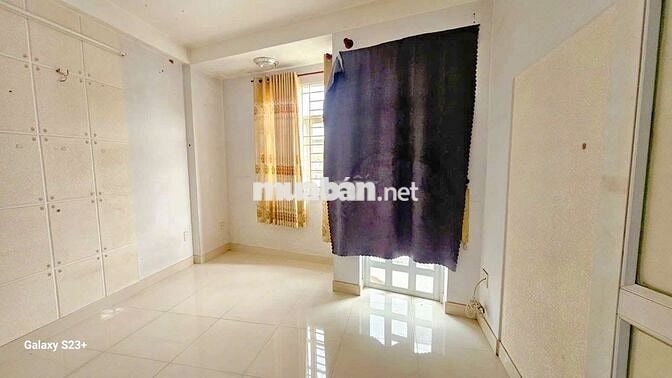 CHO THUÊ NHÀ HẺM XE HƠI 8M ÂU DƯƠNG LÂN P3 Q8 1 TRỆT 3 LẦU – GIÁ 12 TR