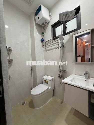 CHÍNH CHỦ CHO THUÊ CHDV Ở TÔ VĨNH DIỆN - BALCON, WC RIÊNG