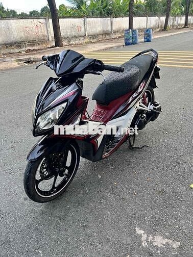 Yamaha Novo 4 Đen, Đỏ, Trắng