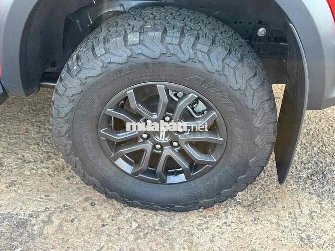 Ford Ranger Raptor 2025 Đỏ Nhập khẩu