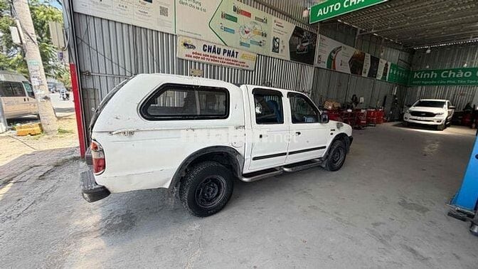 Ford Ranger XLT 2001 2 Cầu Trắng