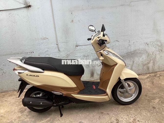 Honda Lead Vàng kem