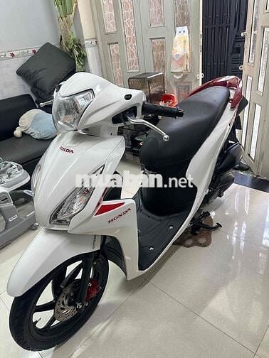 Honda Vision 2017 Bản đặc biệt Trắng