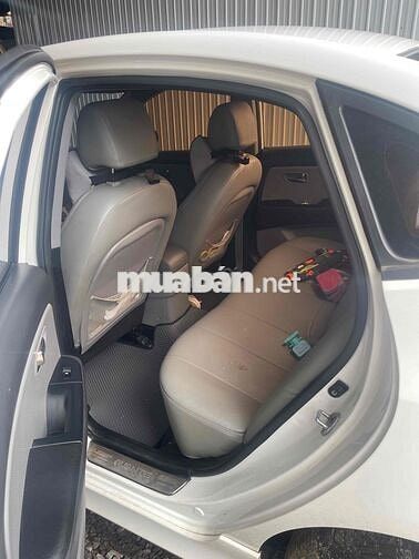 Hyundai Avante 2014 Số sàn Trắng