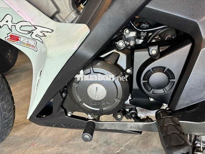 Honda Sonic 150R 2020 Trắng hồng