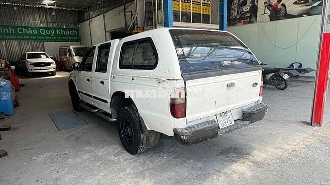 Ford Ranger XLT 2001 2 Cầu Trắng