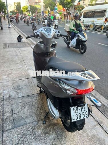 Honda Lead FI 2016 Bạc