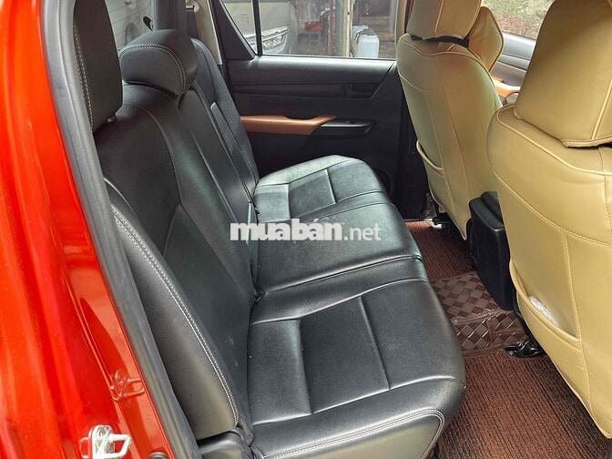 Toyota Hilux AT 2020 Đỏ Tự động 5 chỗ