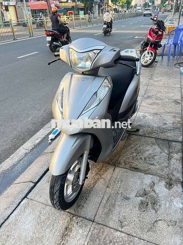 Honda Lead FI 2016 Bạc